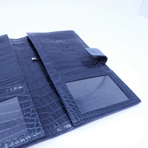 ZILLI Voyageur Wallet in Cornflower Blue Matte Crocodile - Picture 4 of 9